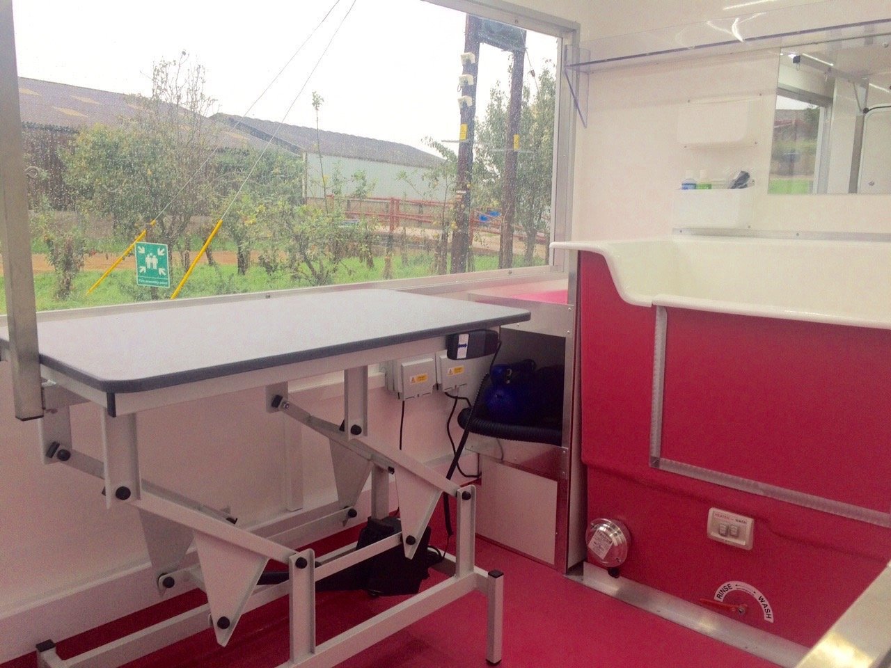 Pet Grooming Trailer Pet Grooming Trailer