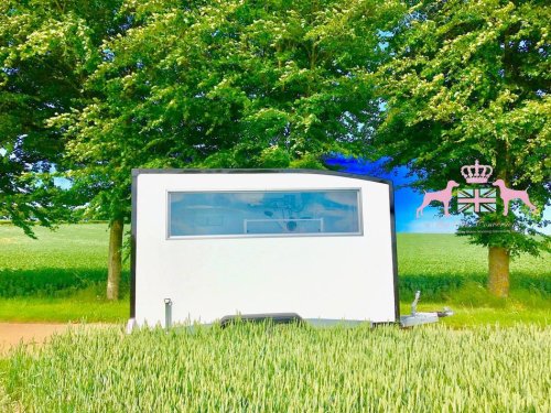 12ft Trailer with a Deluxe 