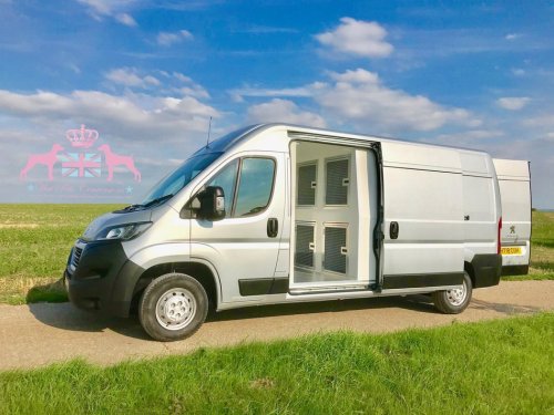 LWB HR Boxer with 8 cages