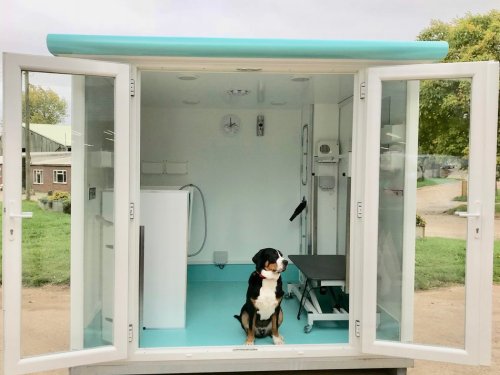 8x8ft Deluxe Pod in Turquoise