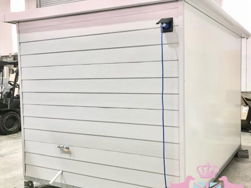 10x8 Groom pod with wood effect cladding in grey with a bespoke two tone conversion with extras