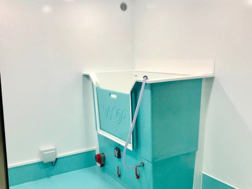 7x8ft Pod with a Bespoke conversion and Vinyl wrap in turquoise aged wood effect