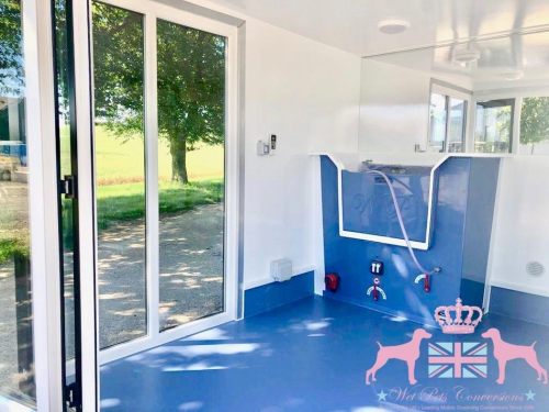 TRIPLE ASPECT POD WITH FIBRE CLAD