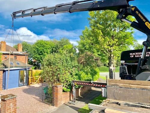 TRIPLE ASPECT POD WITH FIBRE CLAD