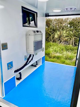 4 PAWS Pet Ambulance